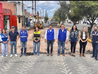 Supervisa Leo Montañez pavimentación en la Av. Valle de los Romero en beneficio del oriente de la capital