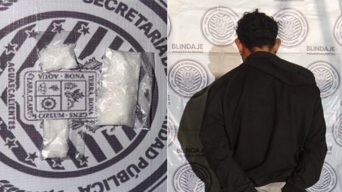 Policías Estatales detienen en el Municipio de Asientos a sujeto en poder de envoltorio con sustancia granulada