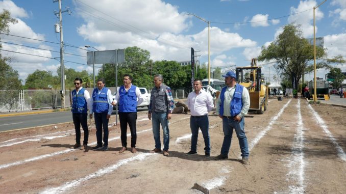 Arranca Leo Montañez rehabilitación del camellón central de la Av. José María Chávez