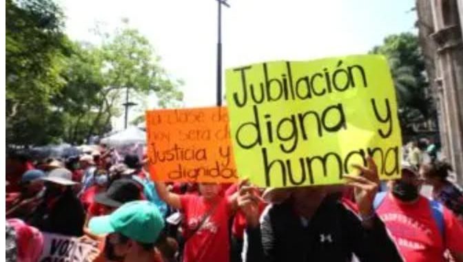 CNTE acuerda continuar huelga nacional y reforzar protestas en el Mundial