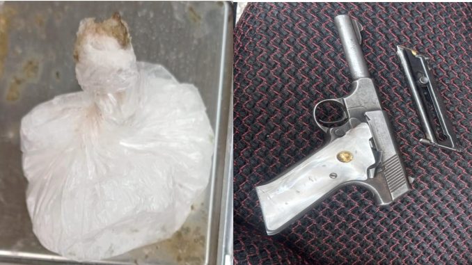 Policías del Mando Coordinado detuvieron en el Municipio de Jesús María a una persona en poder de arma corta y envoltorio con sustancia granulada