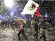 ¡Como patos! Más de 800 mil aficionados celebran bajo la intensa lluvia el triunfo de la Selección