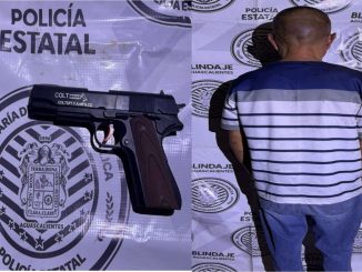 Policía del Mando Coordinado detuvieron en el Municipio de Pabellón de Arteaga a sujeto por amenazas y lesiones, en poder de una réplica de arma de fuego