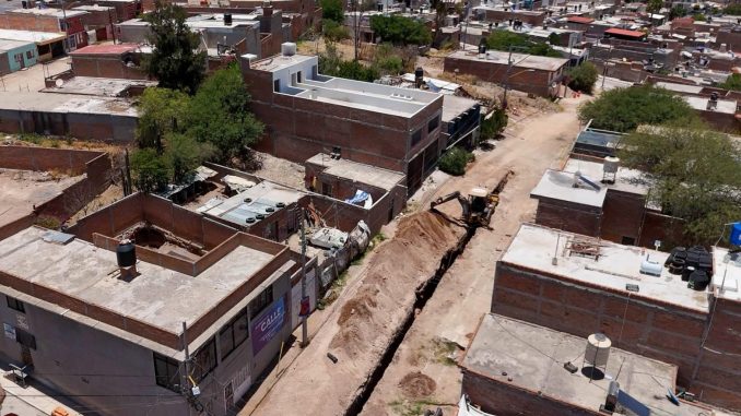 Inician obras de construcción y rehabilitación de vialidades en el Oriente de la Ciudad