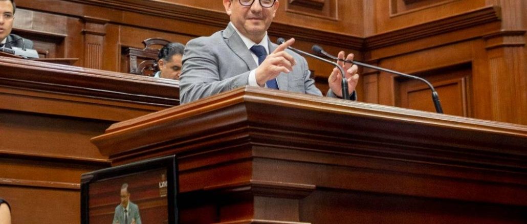 Presenta Max Ramírez iniciativa para fortalecer la prevención de la violencia y riesgos en escuelas