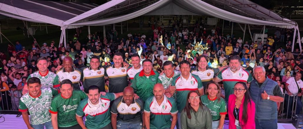Con gran éxito se llevó a cabo la convivencia y firma de autógrafos con los jugadores del Duelo de Leyendas.