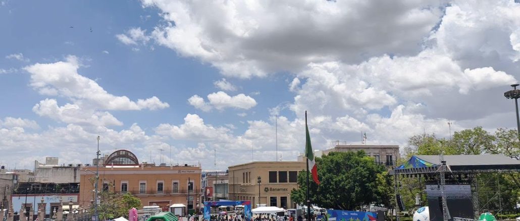 Aguascalientes celebra el Mundial; miles se suman a la fiesta en la Fan Zone de plaza patria e isla San Marcos