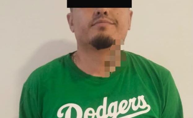 Policías Municipales detienen a sujeto por delitos contra la salud en el fraccionamiento Morelos I