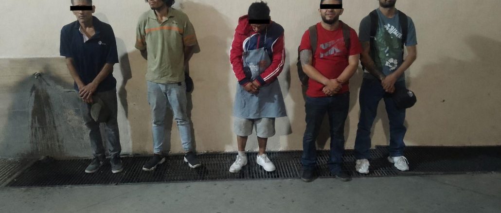 Recorridos preventivos en puntos rojos dejan cinco personas detenidas por faltas administrativas