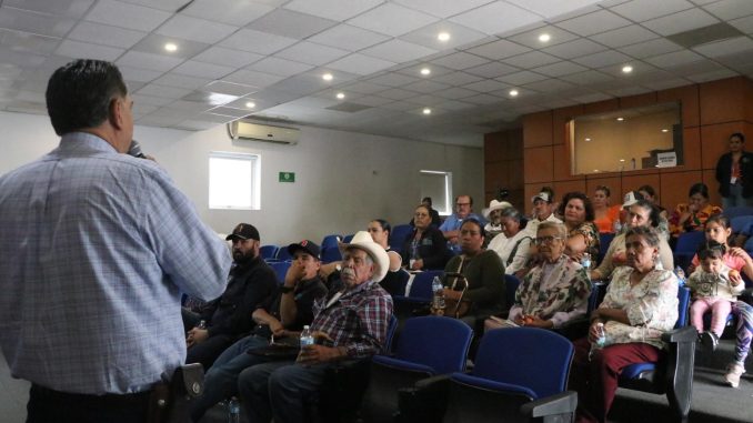 Capacitaciones sobre el gusano barrenador llegan a productores de todos los Municipios