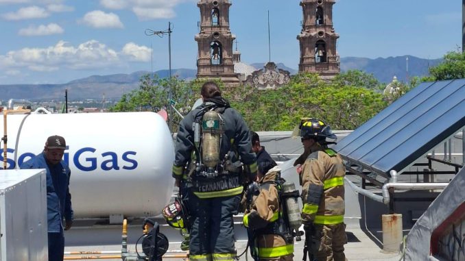 Controlan incidente de gas; Plaza Patria y Zona Centro operan con normalidad