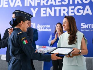 Gobernadora Tere Jiménez entrega nueva infraestructura educativa y Becas para impulsar el futuro de las y los jóvenes