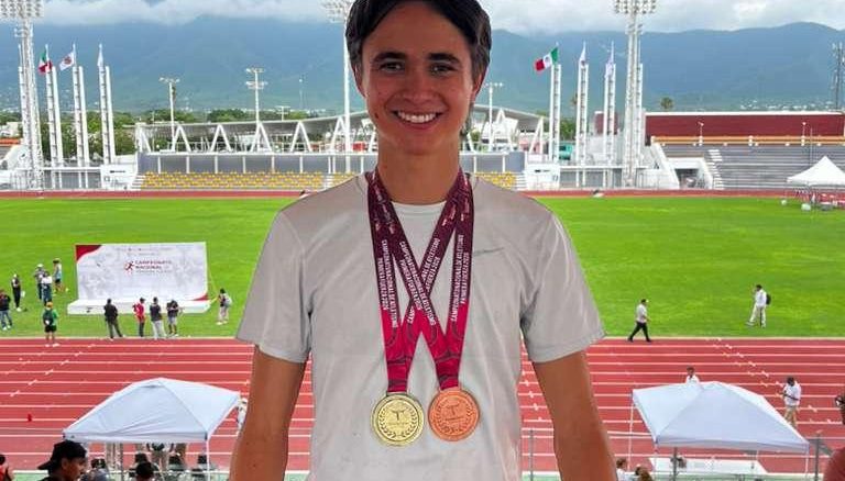 Él es Ian Sánchez; rompió récord mexicano en atletismo y su marca sigue vigente