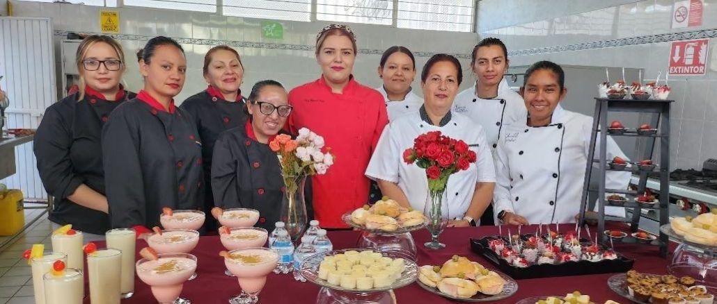 Mony convirtió su pasión por la repostería en una oportunidad para mejorara su calidad de vida