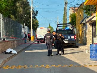 Policías Estatales atienden reporte de persona sin vida en la vía pública, de la comunidad Presa de los Serna en Calvillo