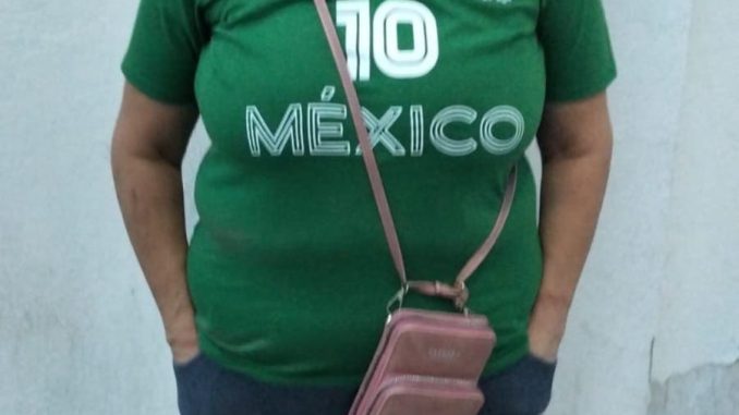 Detiene Policía Municipal a Mujer por presunto robo a tienda de autoservicio en Centro Comercial al sur de la ciudad