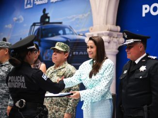 Gobernadora Tere Jiménez reconoce a Policías que hn destacado por su labor en beneficio de la Seguridad de Aguascalientes