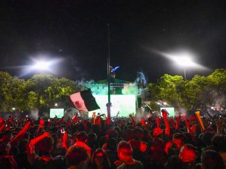 Fan Zone de Plaza Patria, abarrotada; miles festejan el triunfo del Tri y su pase a octavos de final
