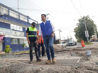 Supervisa Leo Montañez pavimentación de alta durabilidad y resistencia en la Av. José H. Escobedo