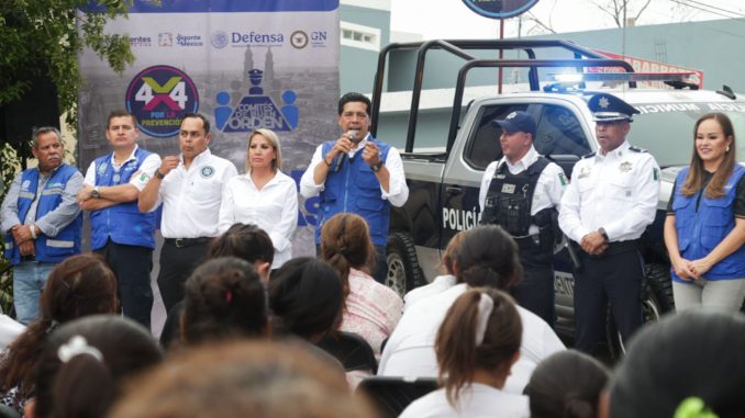 Entrega Leo Montañez nuevas patrullas para Norias de Ojocaliente y Vistas de Oriente