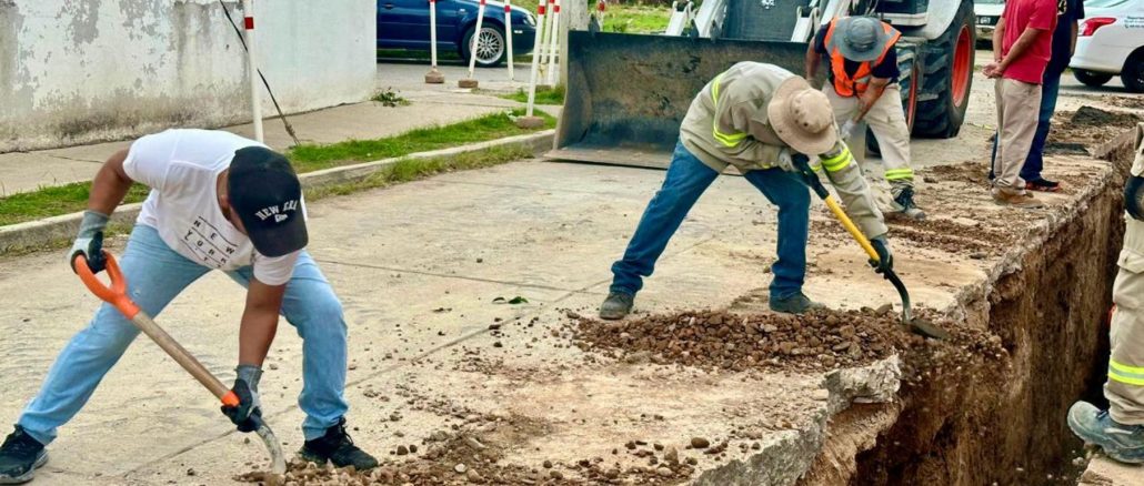 Impulsa Leo Montañez Proyecto de renovación de red sanitaria en el fraccionamiento José López Portillo
