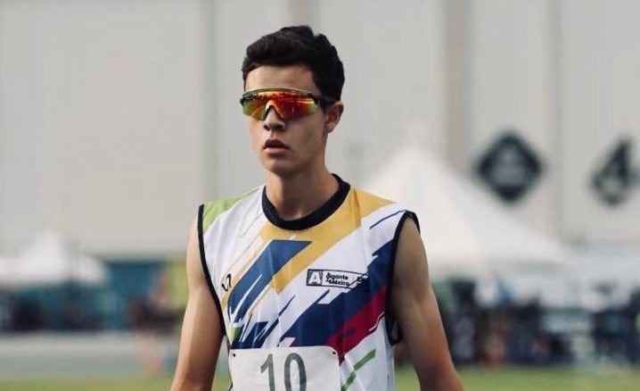 Tiene 15 años y ya cuenta con un récord Nacional en atletismo, esa es la historia de Mateo Picazo