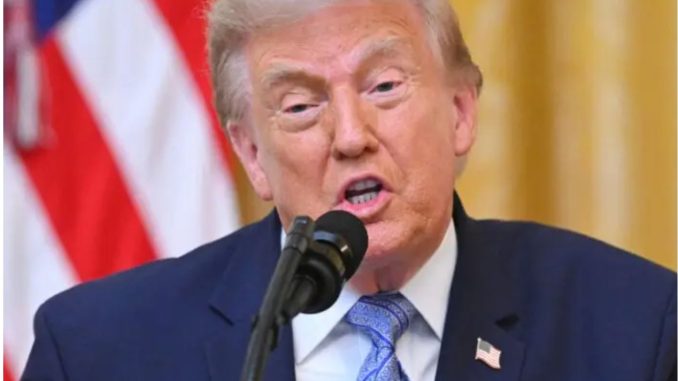 Trump pone en duda la integridad del sistema electoral y denuncia interferencia masiva de China