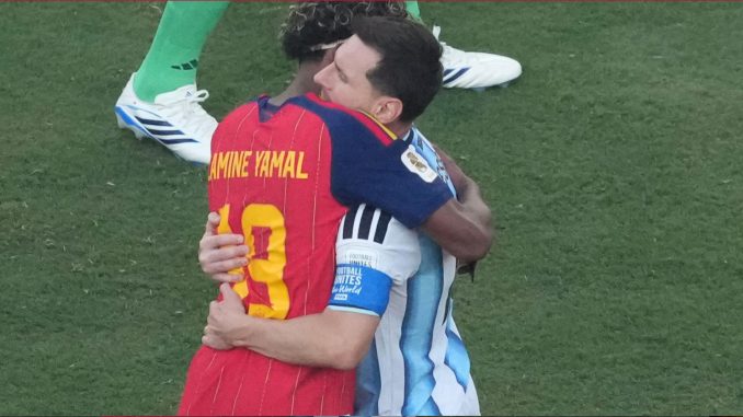 Video: Lamine Yamal consuela a Messi tras la final del Mundial 2026