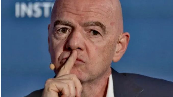 Infantino y la FIFA se echan para atrás y retiran plan para privatizar el Mundial