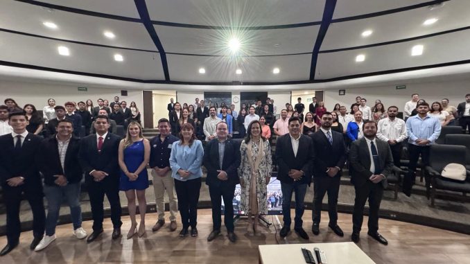 PAN fortalece la formación de nuevos liderazgos con el inicio de la primera escuela política "Carlos Castillo Peraza"