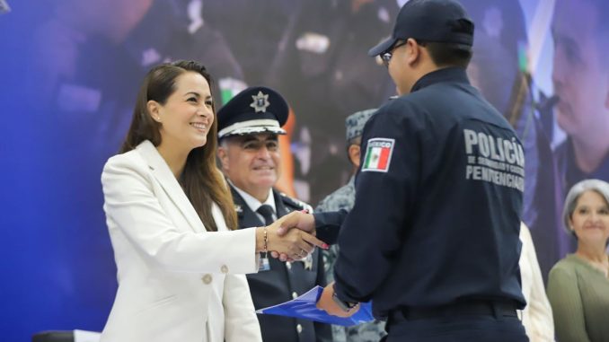 Gobernadora Tere Jiménez impulsa la profesionalización Policial