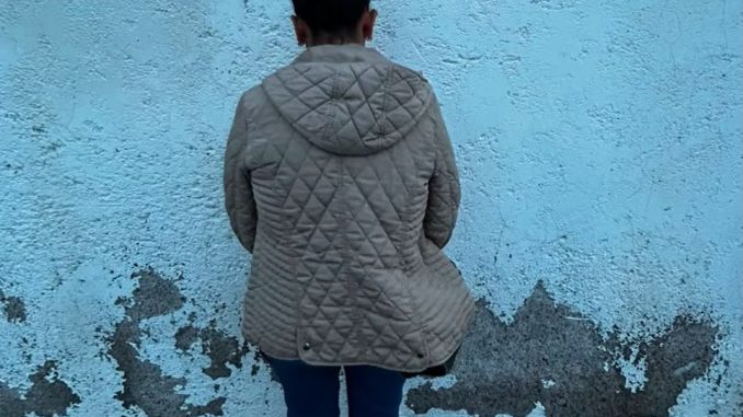 Policía Municipal detiene a Mujer señalada de robo en una tienda de autoservicio