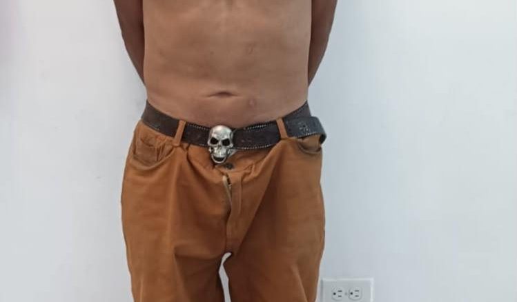 Detiene Policía Municipal a sujeto por violencia familiar