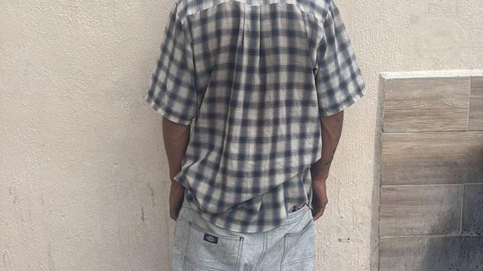 Policía Municipal detiene a joven por portación de arma prohibida en Los Pericos