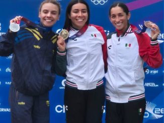 La mexicana Ana María Torres gana el oro en el triatlón femenino de los Centroamericanos