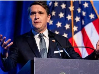 Senado allana el nombramiento de Todd Blanche como fiscal general de EE.UU.