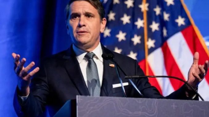 Senado allana el nombramiento de Todd Blanche como fiscal general de EE.UU.