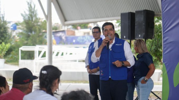 Refuerza Leo Montañez cercanía con vecinos de Ejido Cumbres II y Municipio Libre