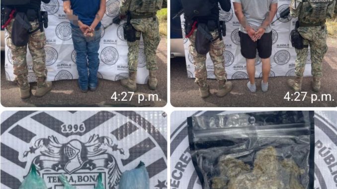Policías Estatales y Elementos del Ejército detienen a dos personas en poder de varios envoltorios con sustancia al parecer ilícitas