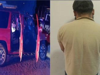 Policías Estatales detienen a sujeto que tripulaba camioneta con vidrios polarizados, además le localizaron arma corta de fuego y envoltorios con sustancia granulada