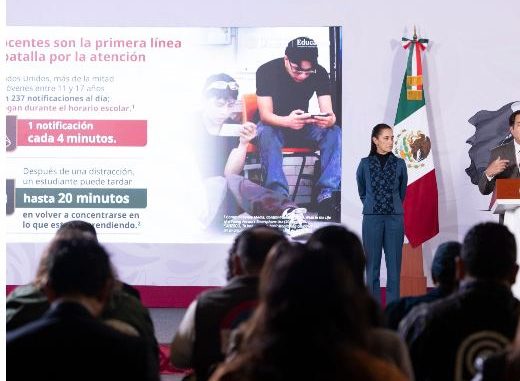 Sheinbaum pide discutir regulación de plataformas digitales y redes sociales para que se conozca el impacto de su uso excesivo