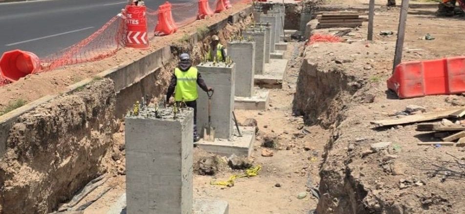 Trabaja Leo Montañez a favor de la Seguridad peatonal con nuevo puente en segundo anillo poniente