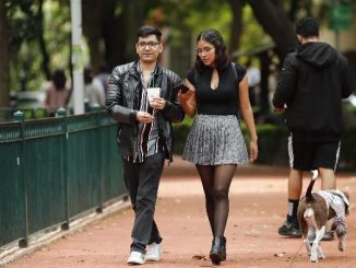 Cuatro de cada 10 jóvenes mexicanos se sienten desconectados de su entorno, según estudio