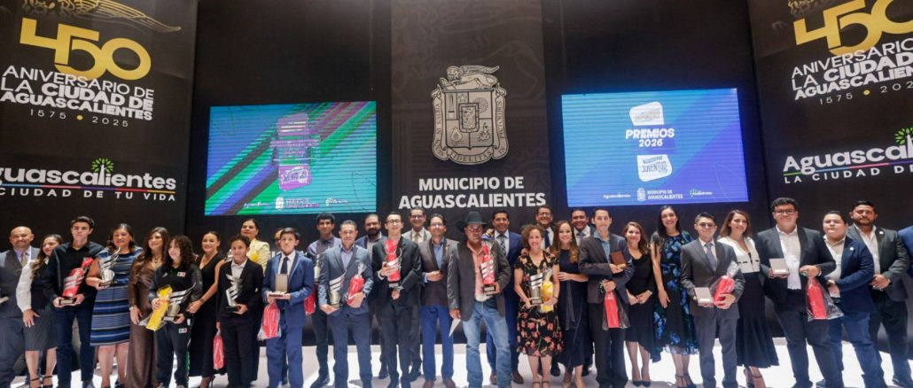 Municipio de Aguascalientes reconoce a Jóvenes y deportistas destacados