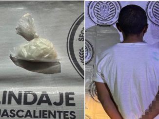 Oficiales de la Policía Metropolitana detuvieron tras persecución a pie tierra a sujeto en poder de bolsa con sustancia granulada al parecer cristal