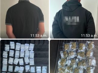 Policías Estatales detienen en el fraccionamiento Villa loma Dorada a dos sujetos en poder de cerca de 20 envoltorios de hierba verde y 40 de sustancia granulada al parecer cristal