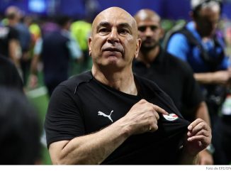 !Insólito! Hossam Hassan, DT de Egipto, termina hospitalizado tras la riña entre sus dos esposas