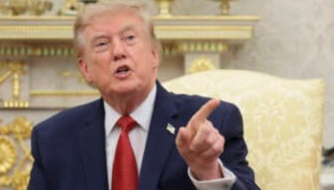 Demandan al Gobierno de Trump por limitar estadía de estudiantes y periodistas
