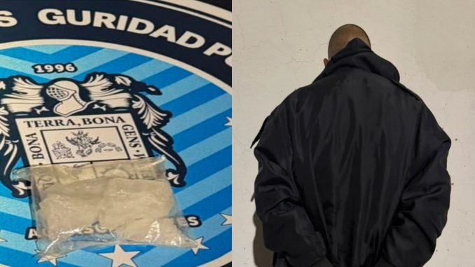 Policías Estatales detienen a sujeto en poder de un envoltorio con sustancia granulada en el Municipio de Jesús María