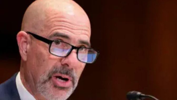 Funcionarios mexicanos de ‘alto nivel’ trabajan directamente con cárteles: director de la DEA